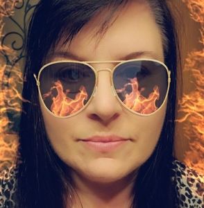 Meet your Posher, Debbie